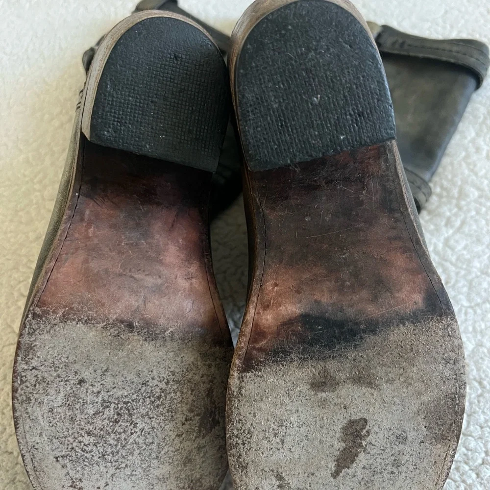 Frye Women's Black Distressed Leather Boots - Picture 12 of 13